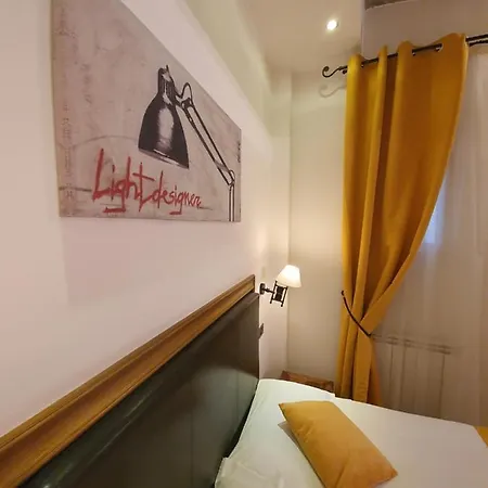 Nocleg ze śniadaniem Casa Bolognetti 4*