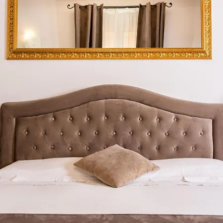 Casa Bolognetti ベッド・アンド・ブレックファスト 4*