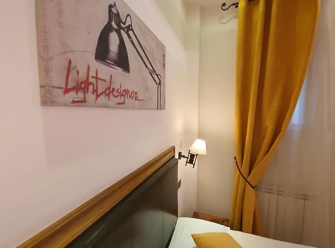 Bed & Breakfast Casa Bolognetti 4*